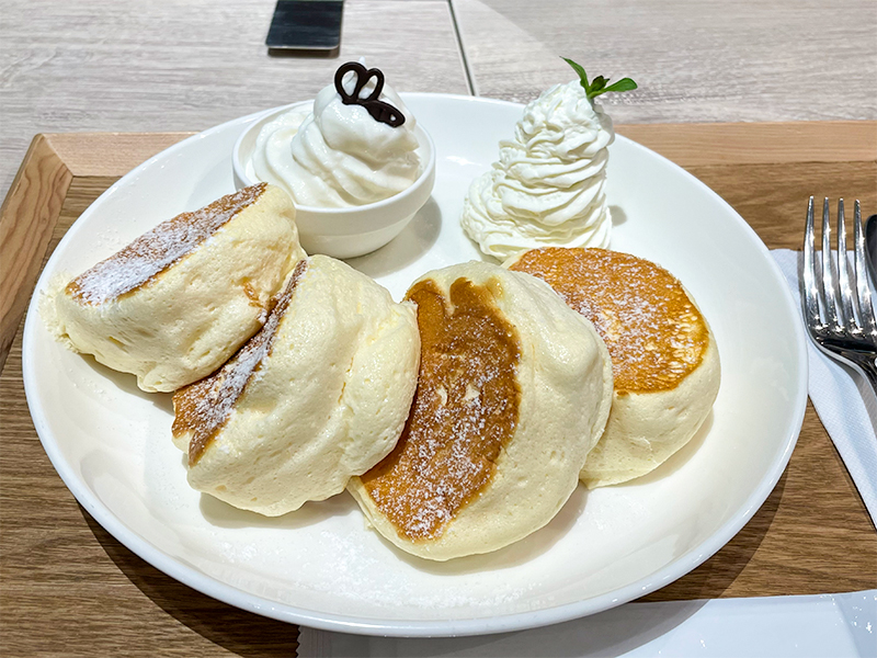 みつばちかふぇ＆キッチン（金澤やまぎし養蜂場）イオンモール白山店