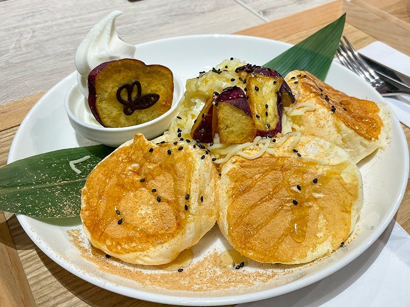 みつばちかふぇ＆キッチン（金澤やまぎし養蜂場）イオンモール白山店