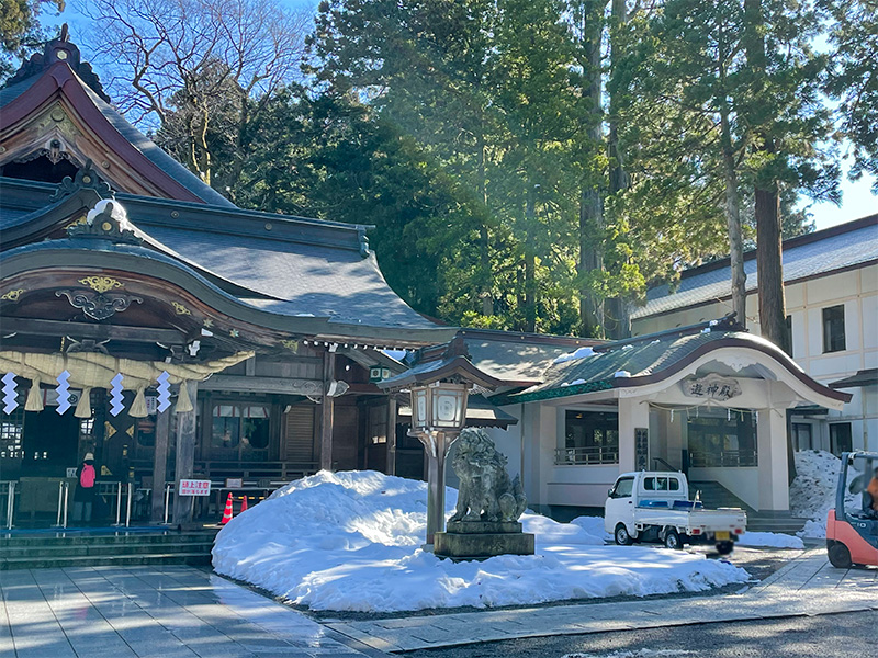 しらやまさん(白山比咩神社)車お祓い
