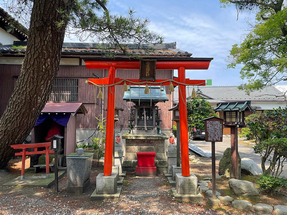 新潟・湊稲荷神社